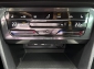 VW Tiguan 2.0 TDI Life Urban Sport LED AHK RCam Navi