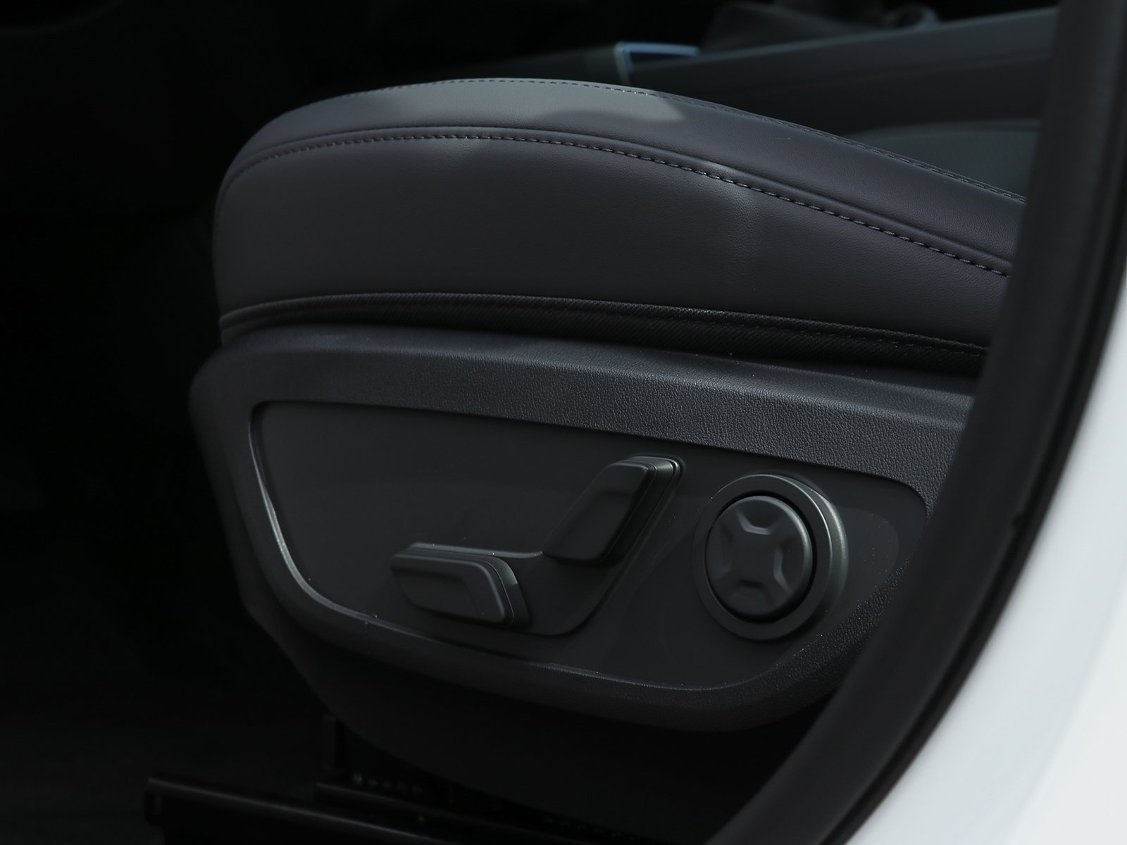 Kia Seltos – Bild 15