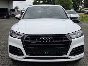Audi Q5 50 TDI quattro S Line / LED