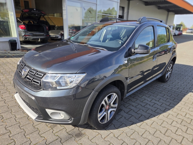 Dacia Sandero Stepway TCe 90 (S&S) Celebration